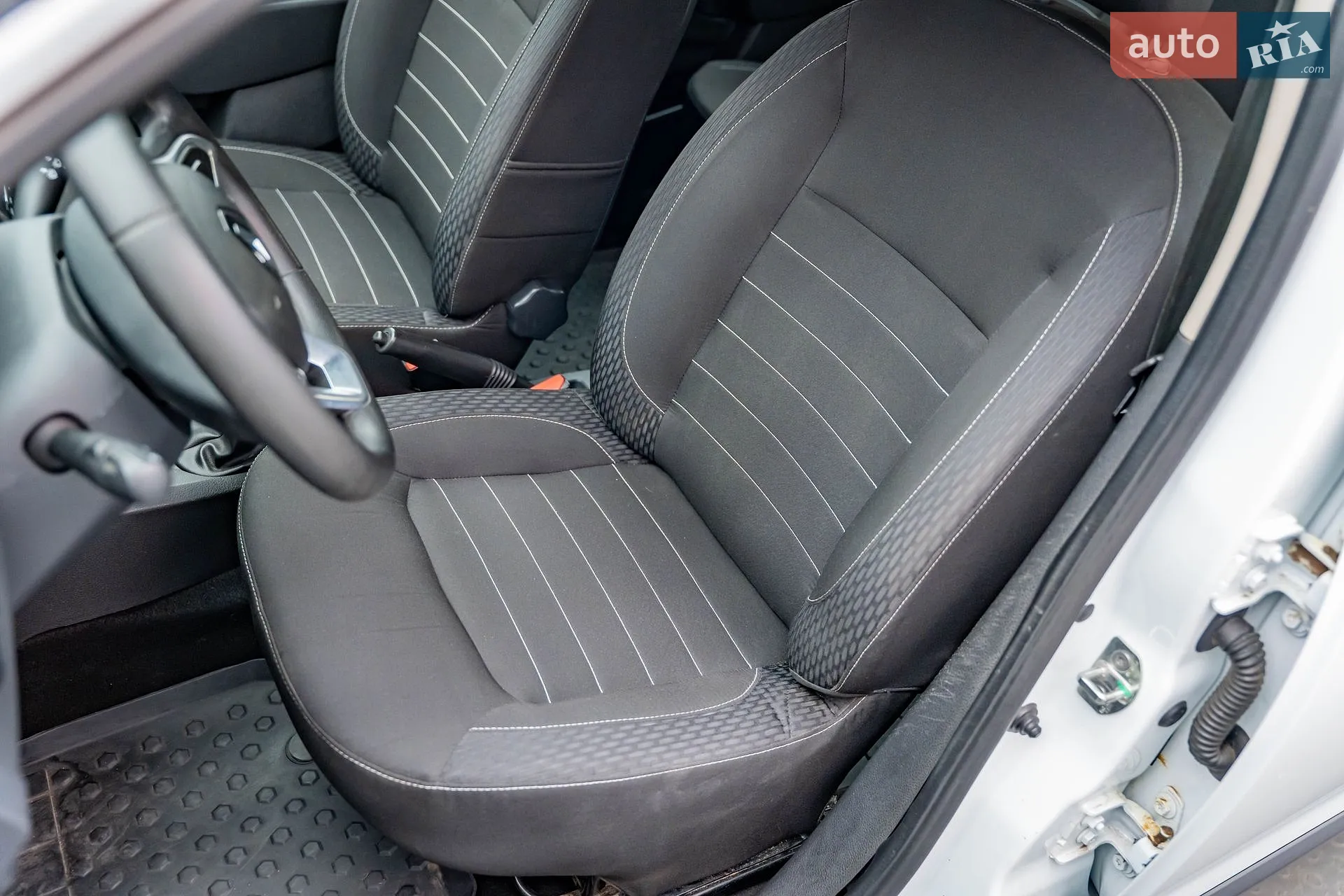 2021 Renault Logan - мініатюра 9