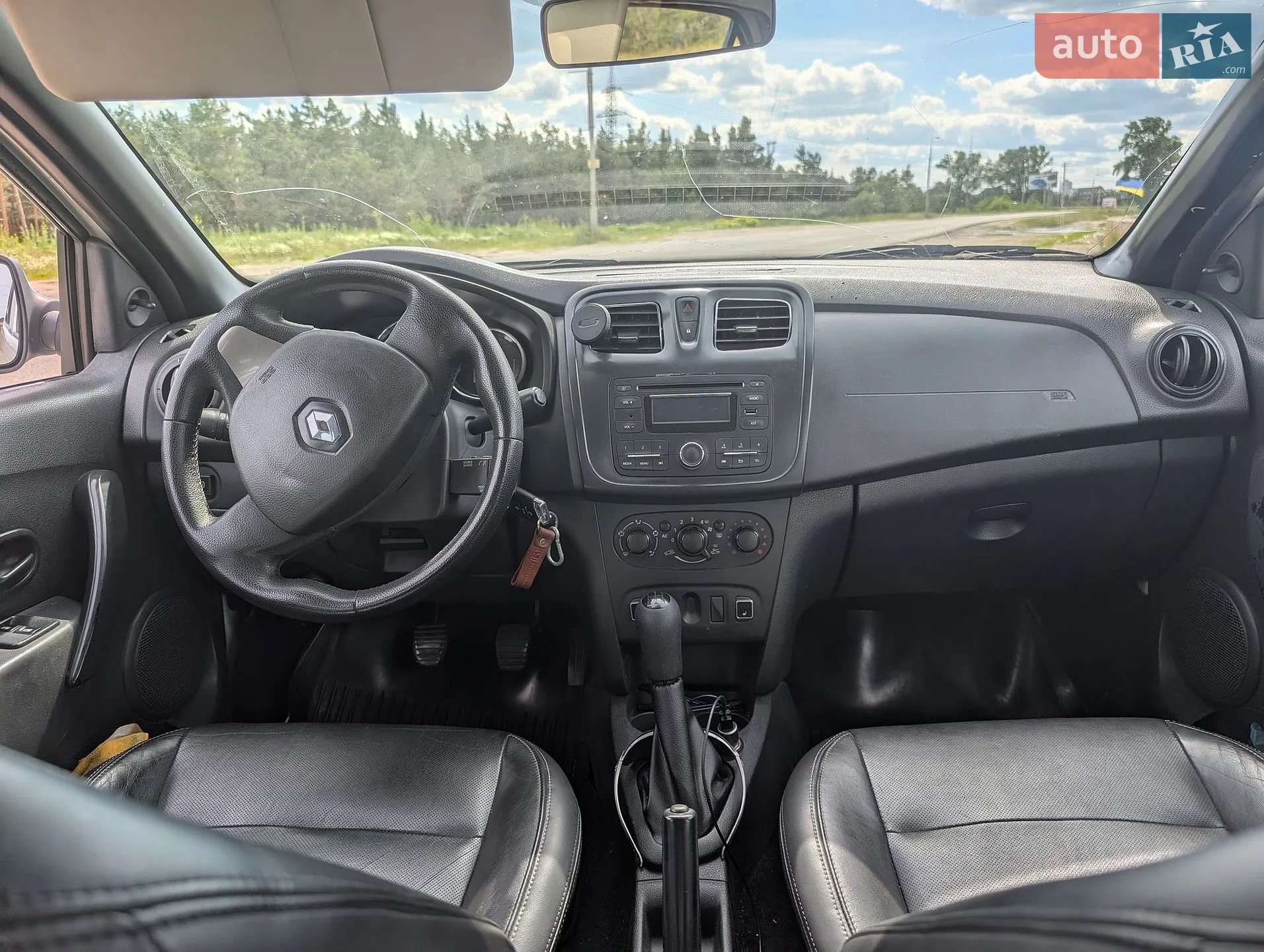 2013 Renault Logan - мініатюра 9