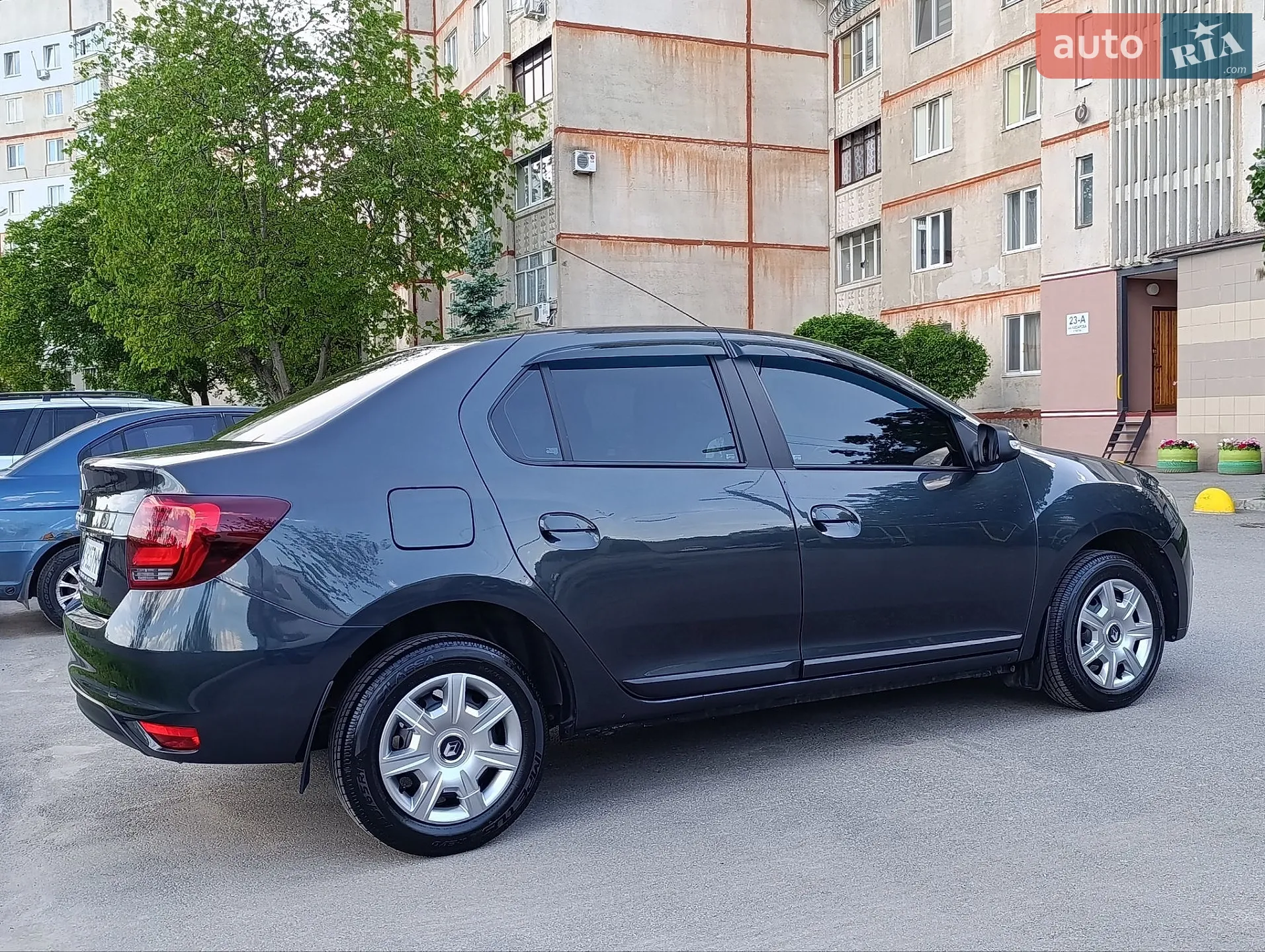 2020 Renault Logan - мініатюра 10
