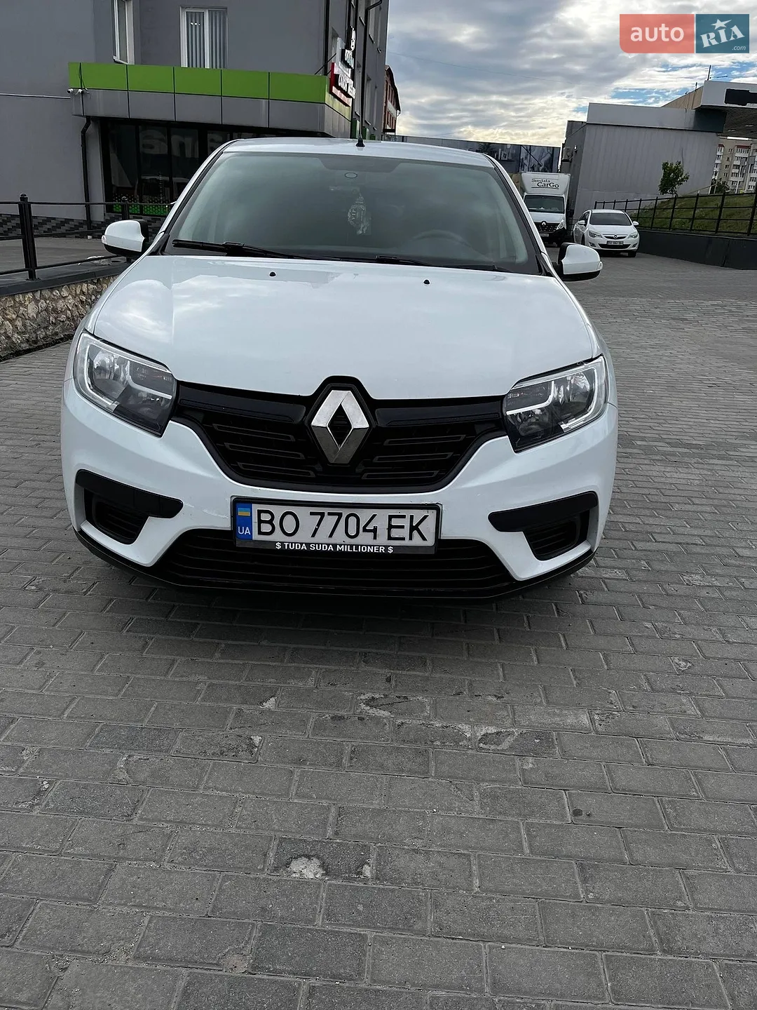2019 Renault Logan - мініатюра 2