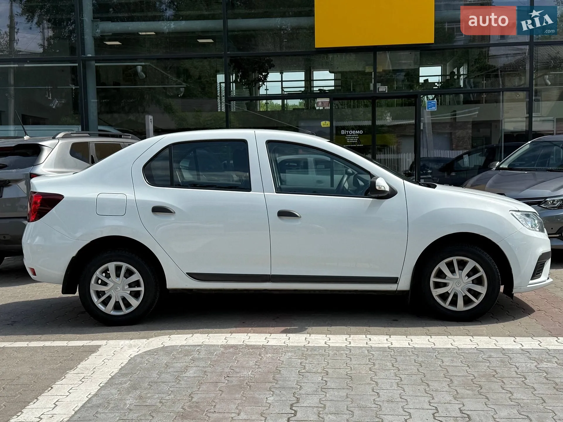 2021 Renault Logan - мініатюра 3