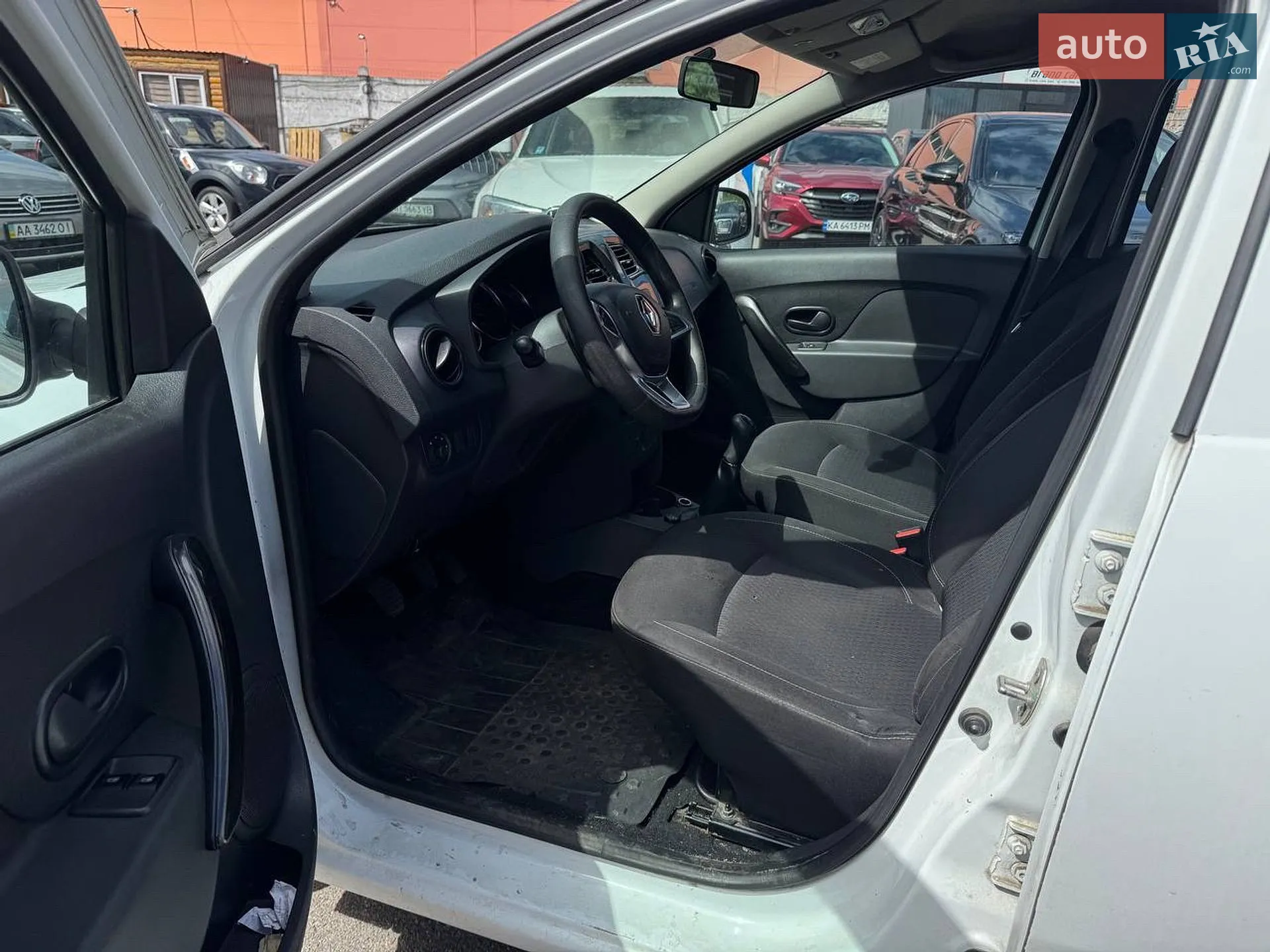 2019 Renault Logan - мініатюра 8