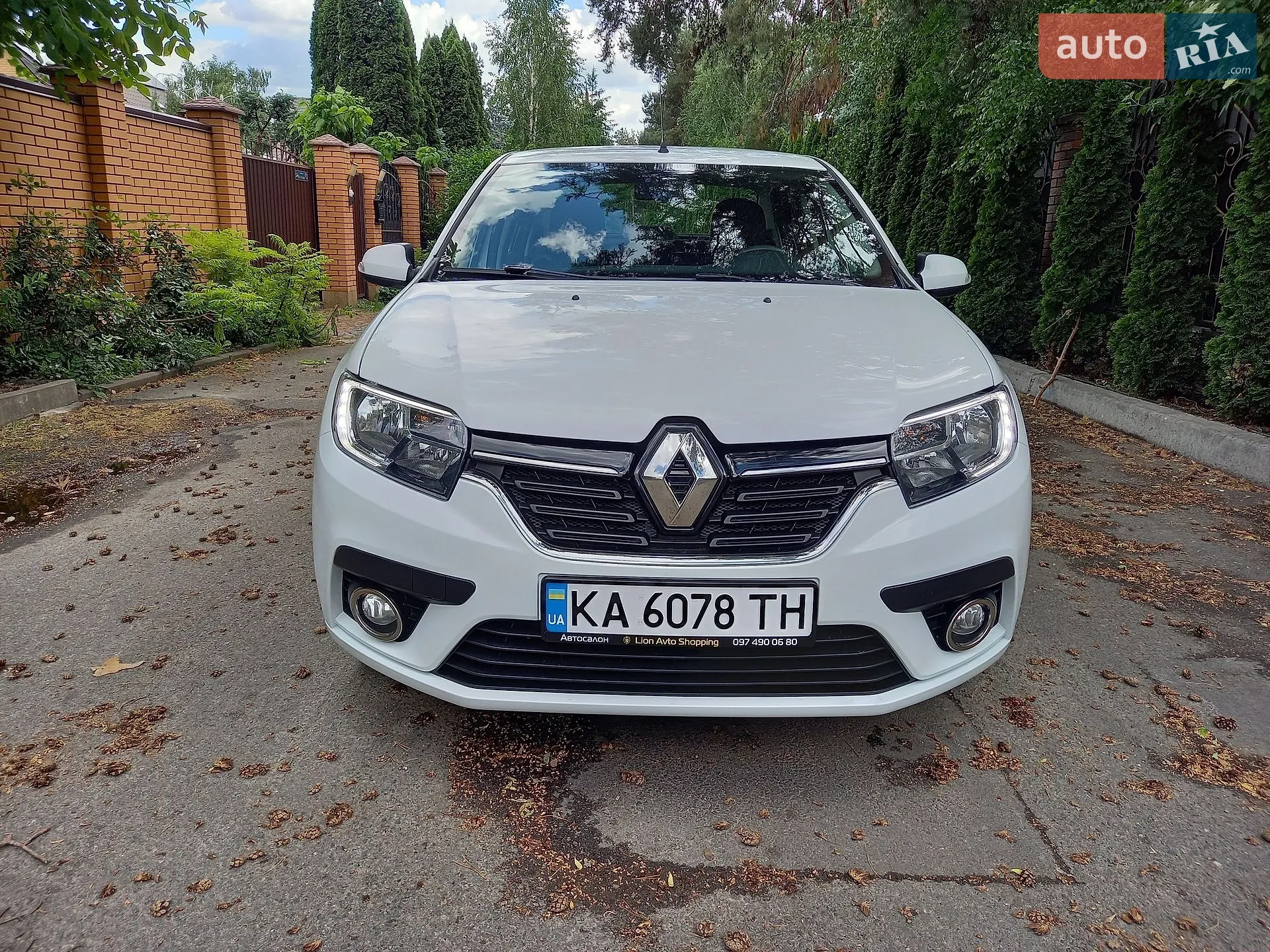 2021 Renault Logan - мініатюра 4