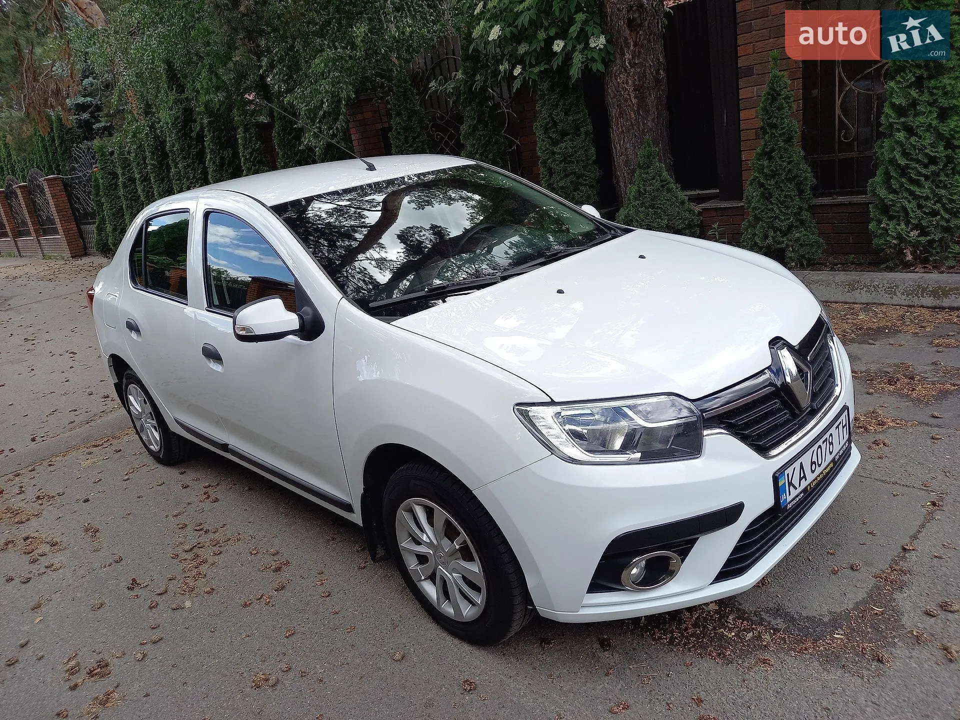 2021 Renault Logan - мініатюра 12