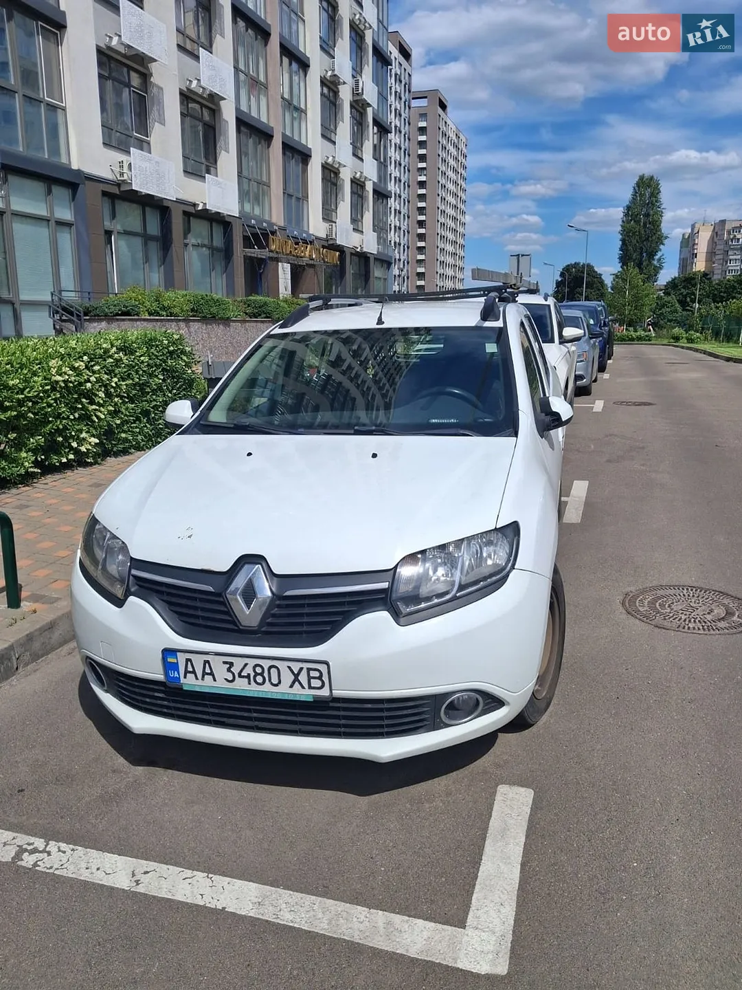 2015 Renault Logan - фото 1