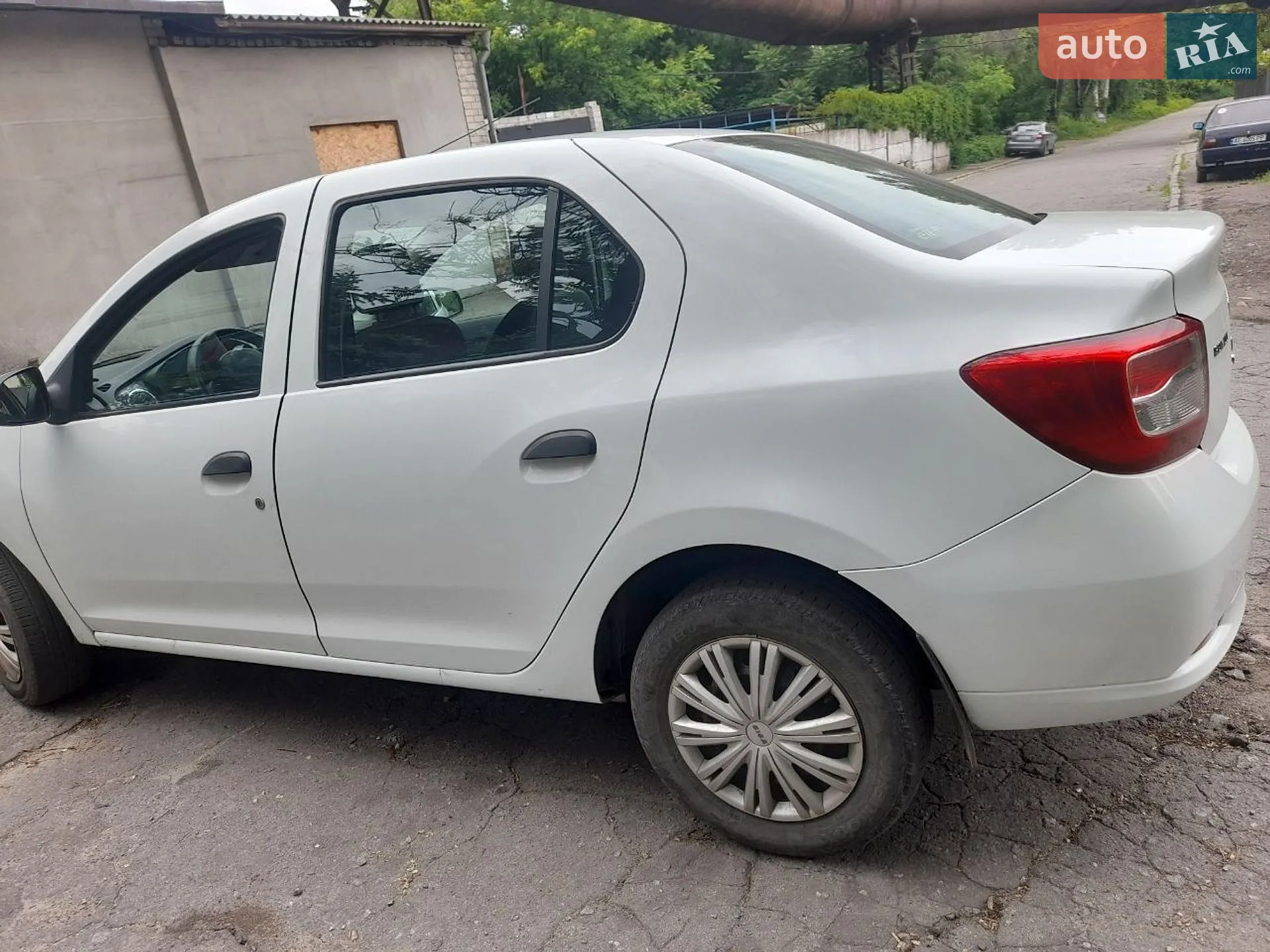 2014 Renault Logan - мініатюра 2