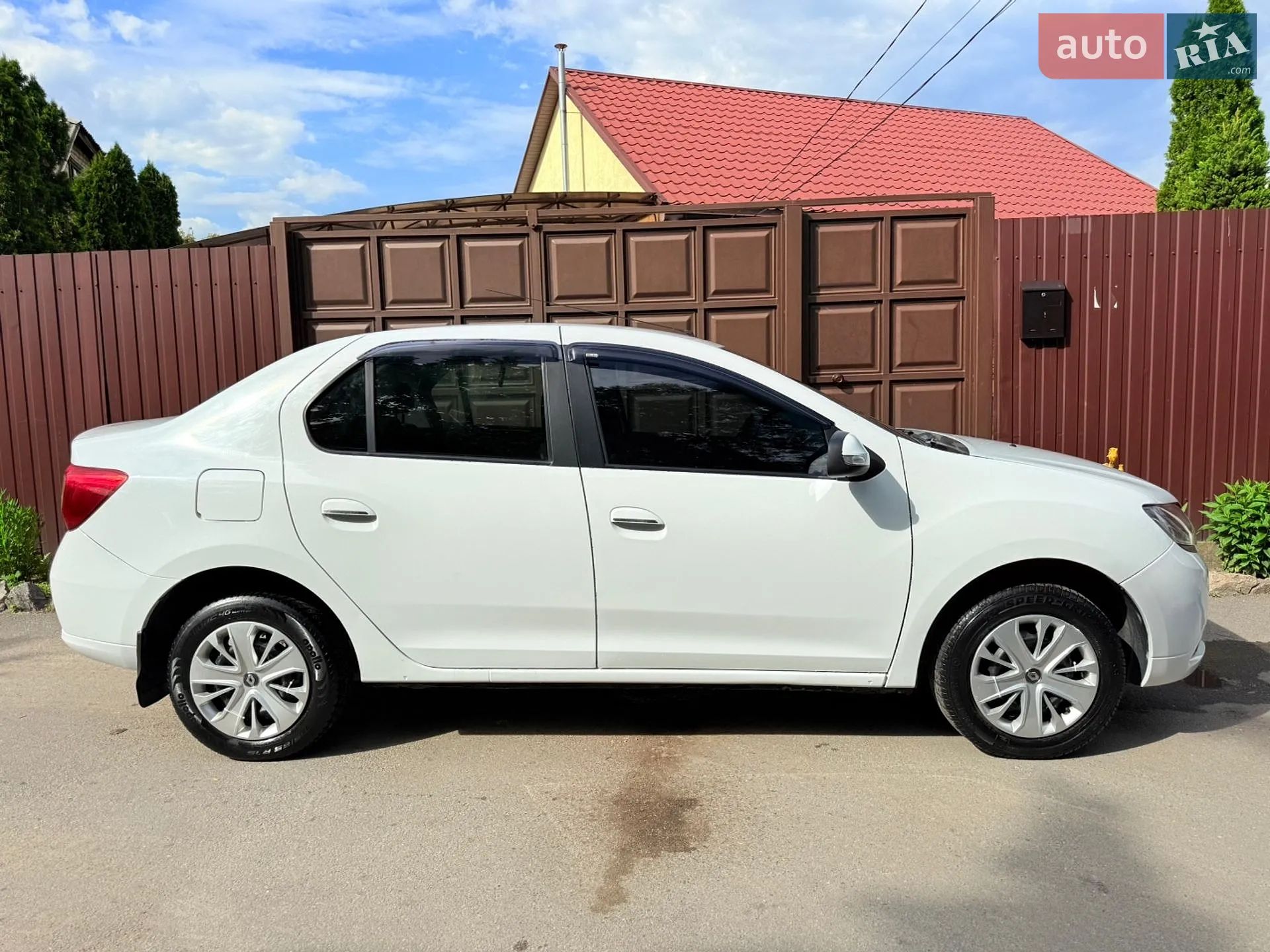 2016 Renault Logan - мініатюра 41