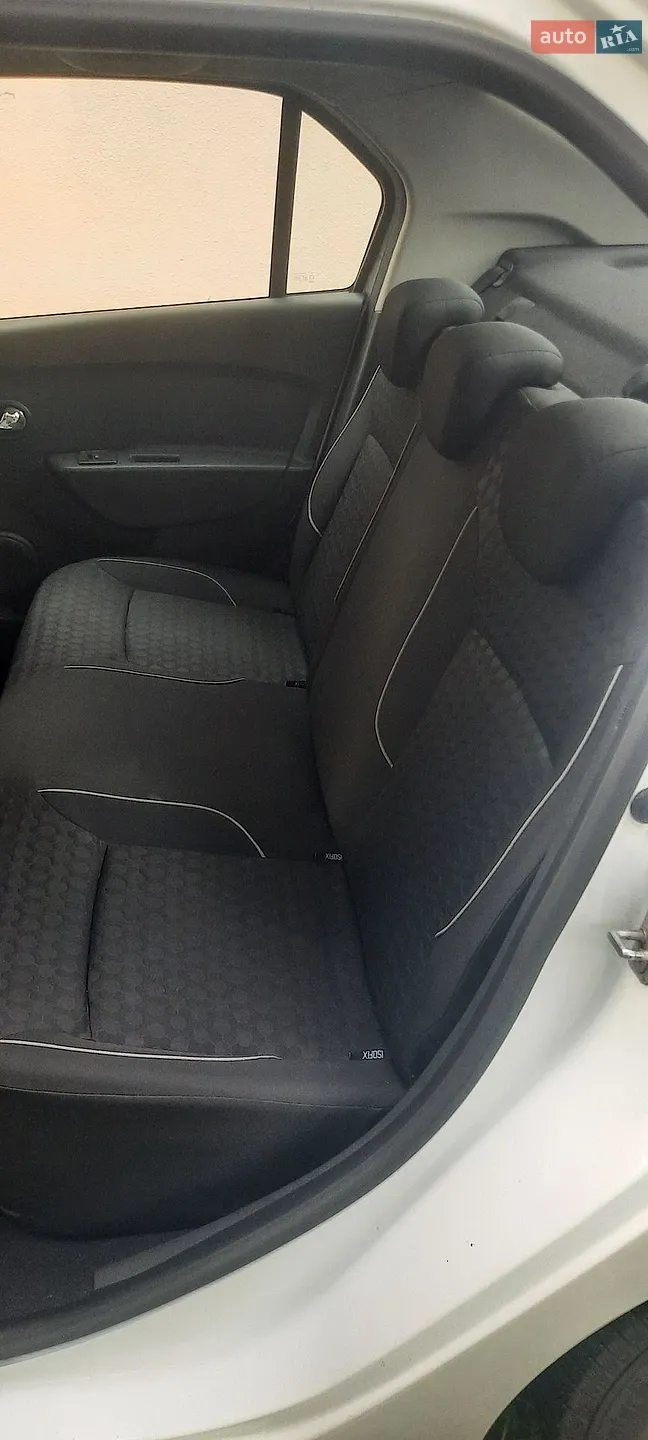 2013 Renault Logan - мініатюра 13