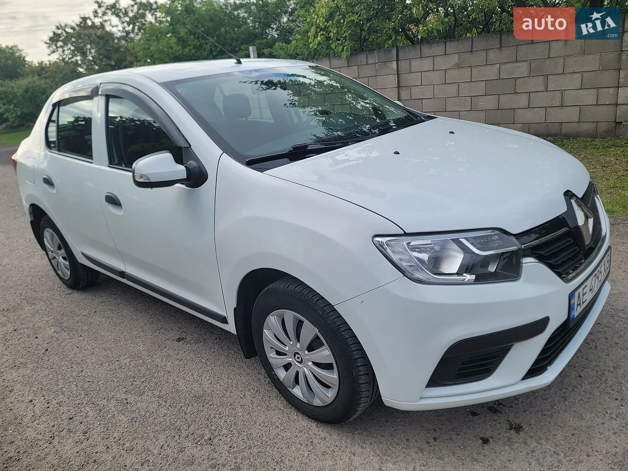 2019 Renault Logan - мініатюра 15