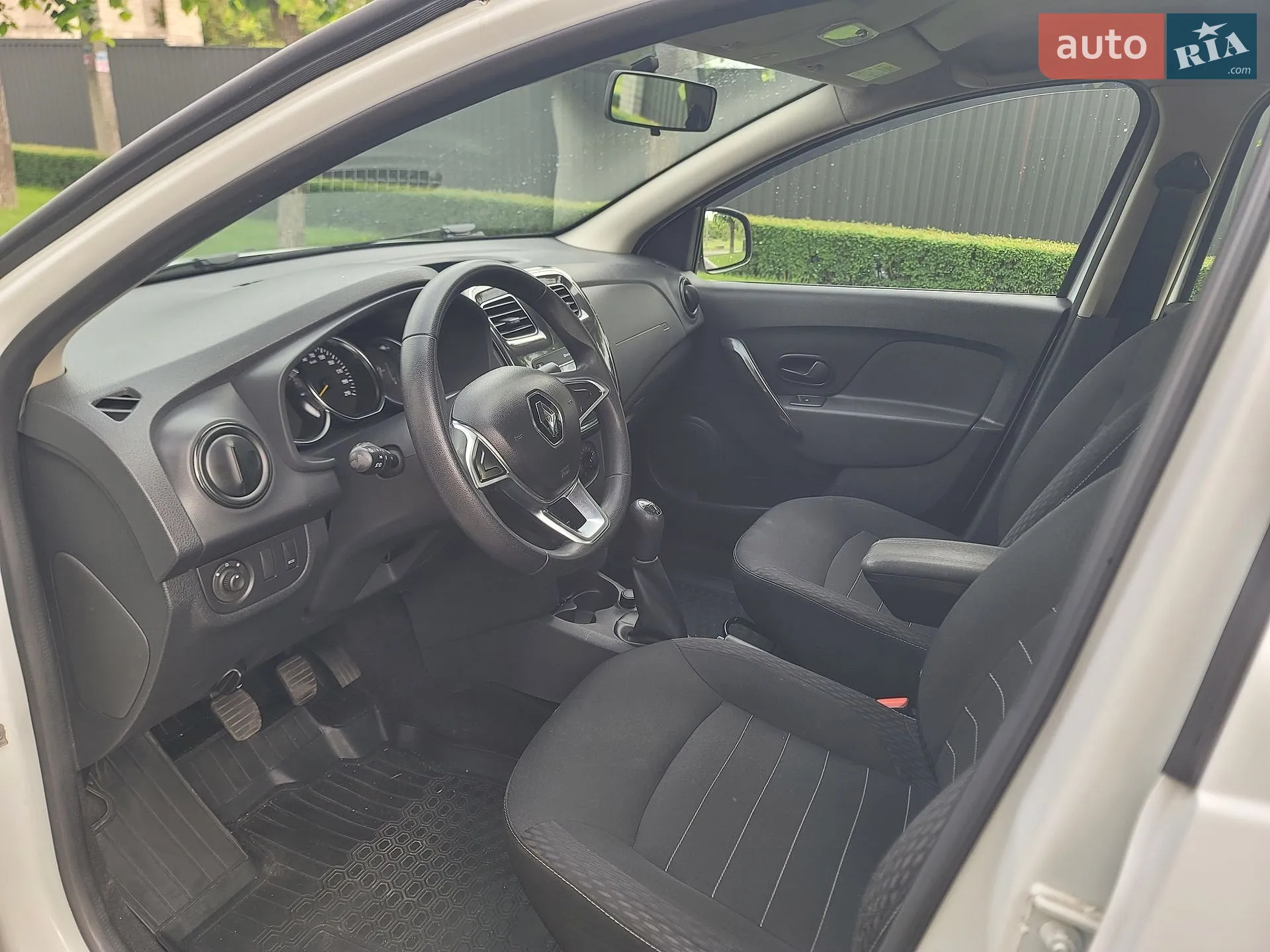 2020 Renault Logan - мініатюра 14