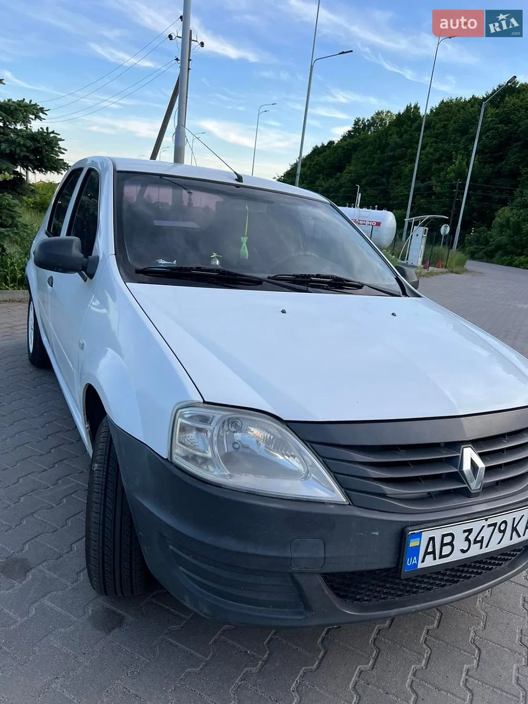 2011 Renault Logan - мініатюра 3