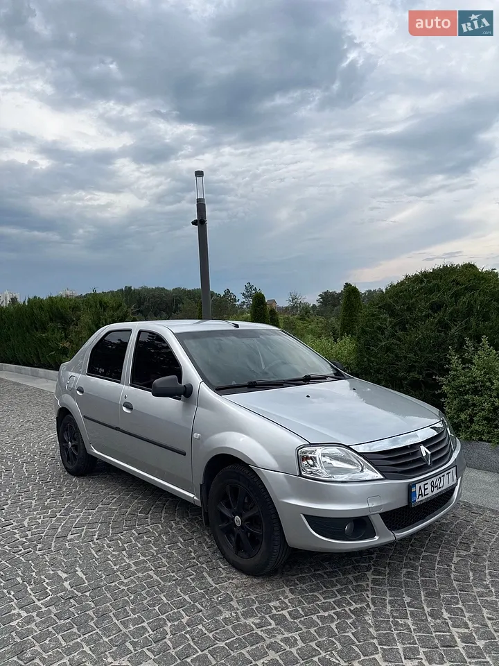 2013 Renault Logan - мініатюра 16
