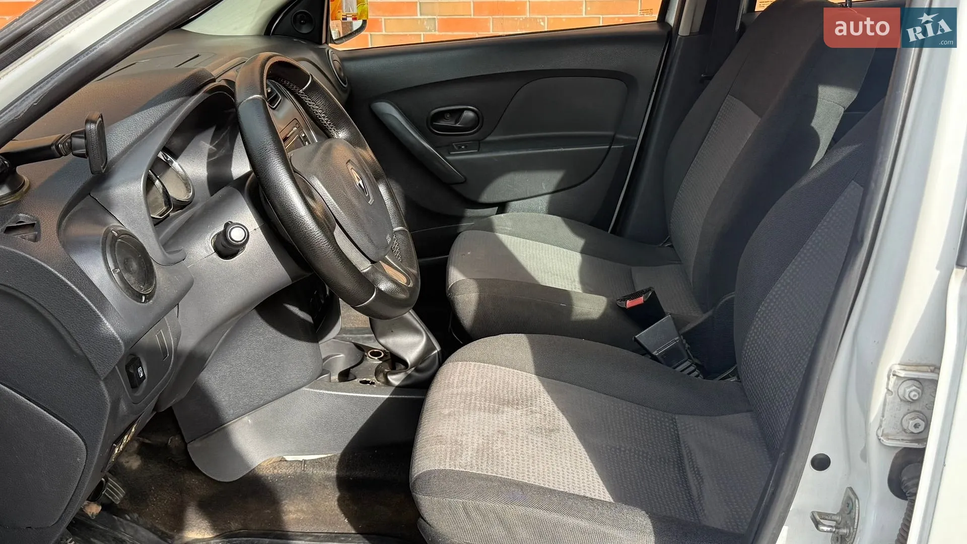 2013 Renault Logan - мініатюра 8