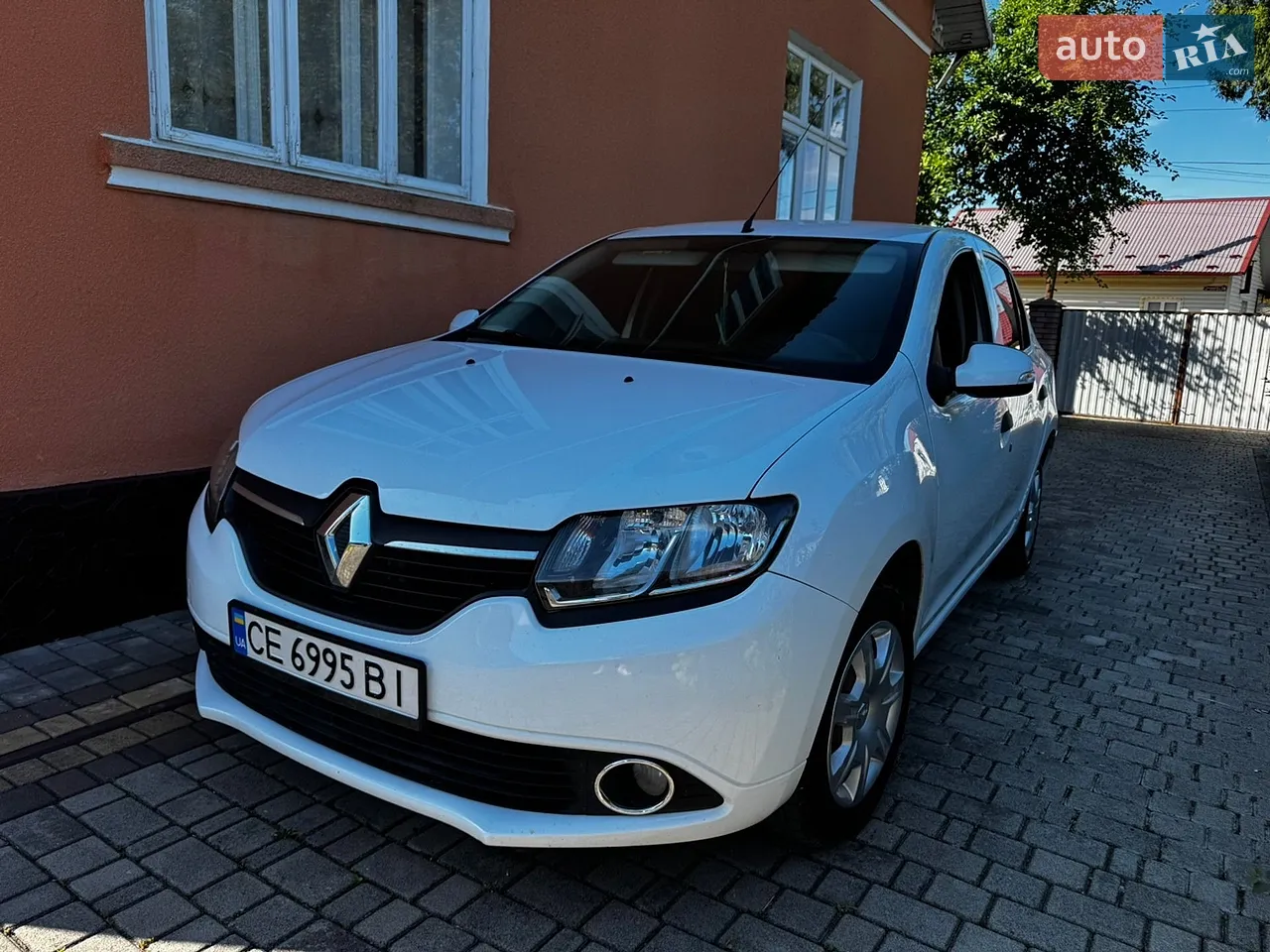 2013 Renault Logan - мініатюра 9