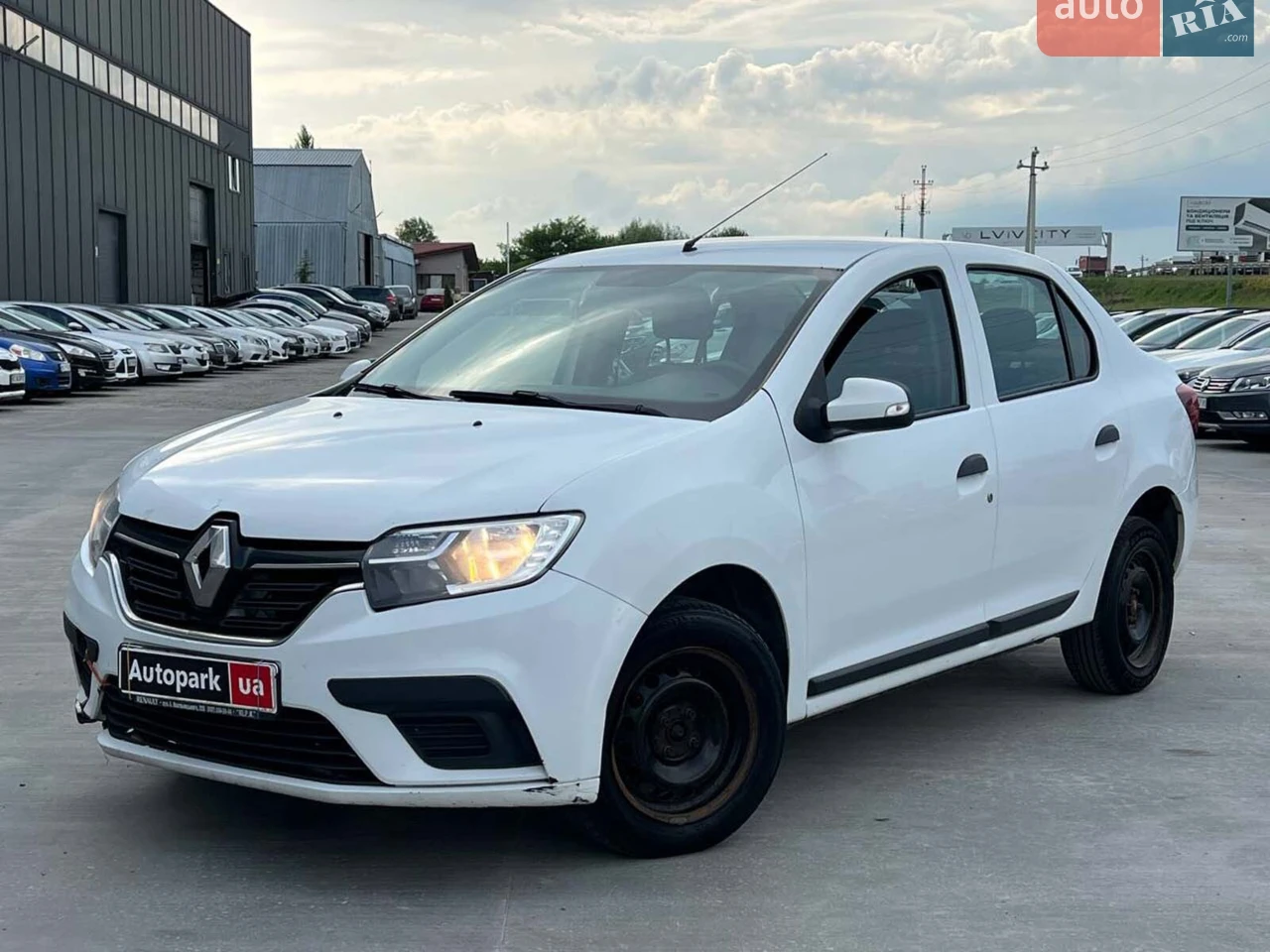 2019 Renault Logan - мініатюра 18