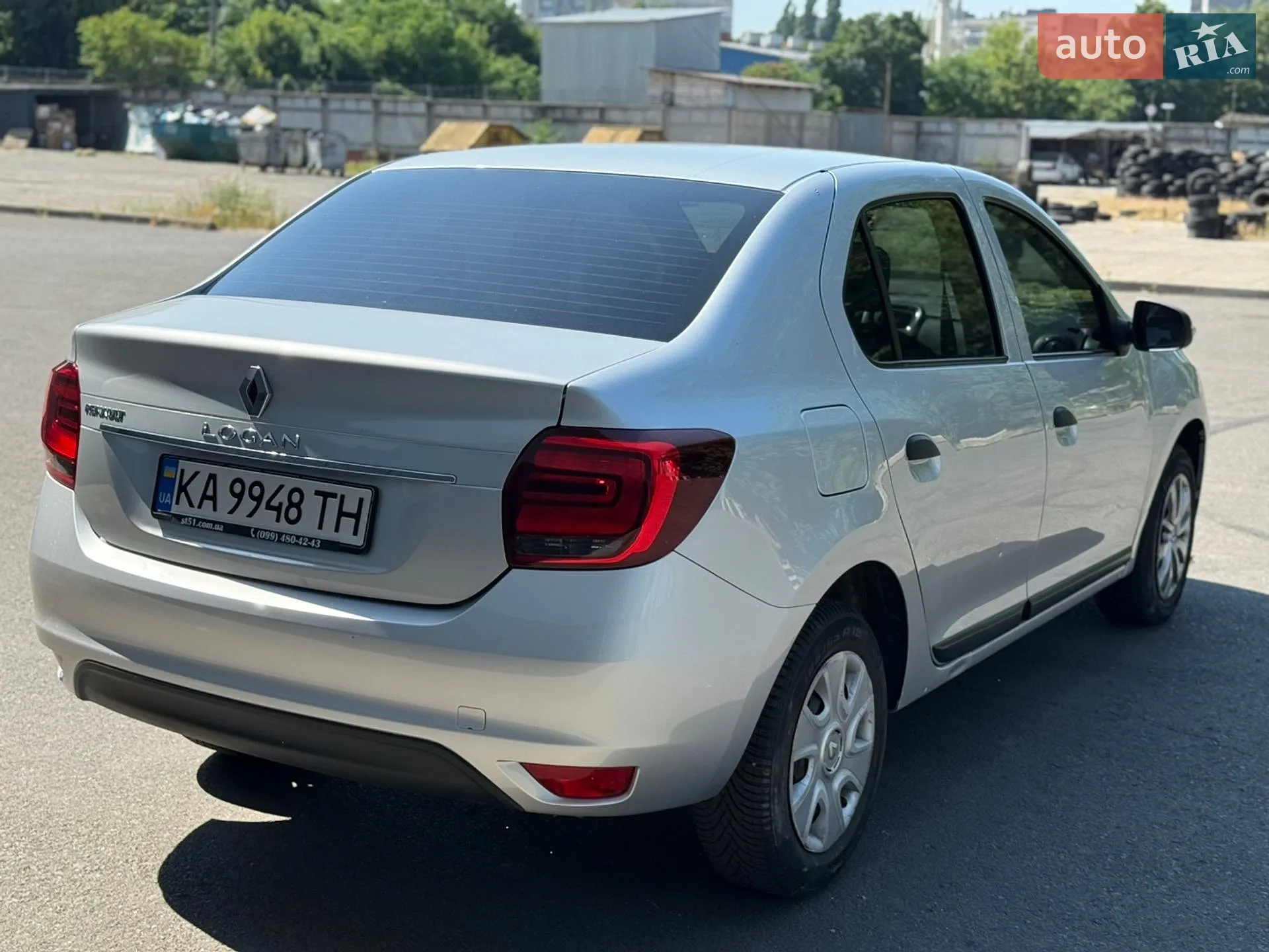 2017 Renault Logan - мініатюра 5