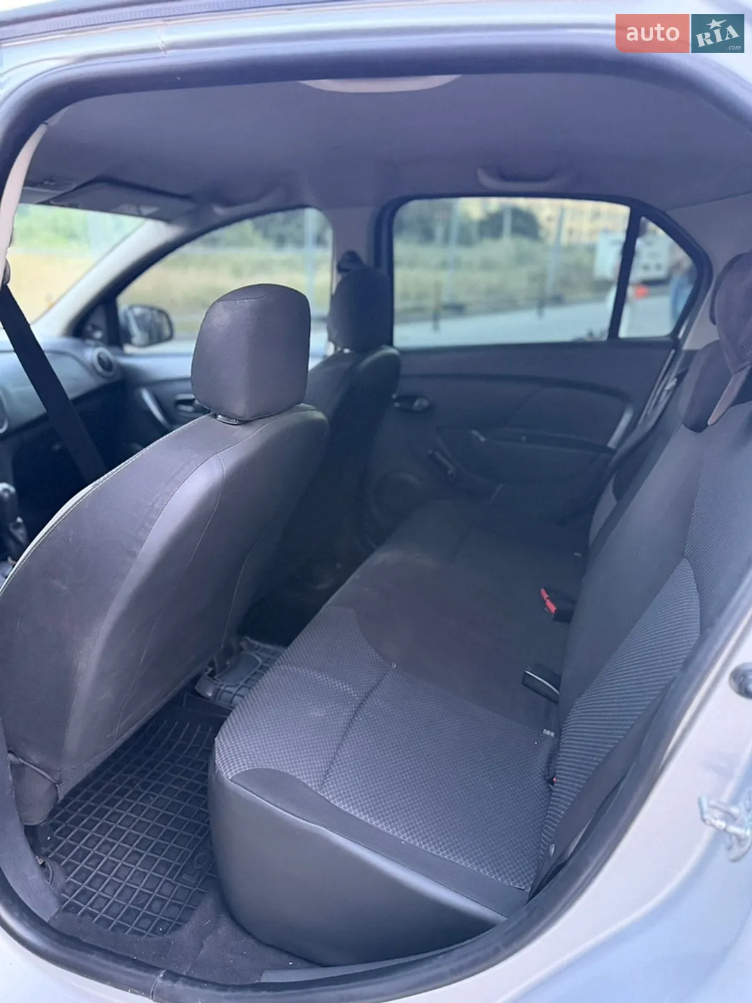2013 Renault Logan - мініатюра 8