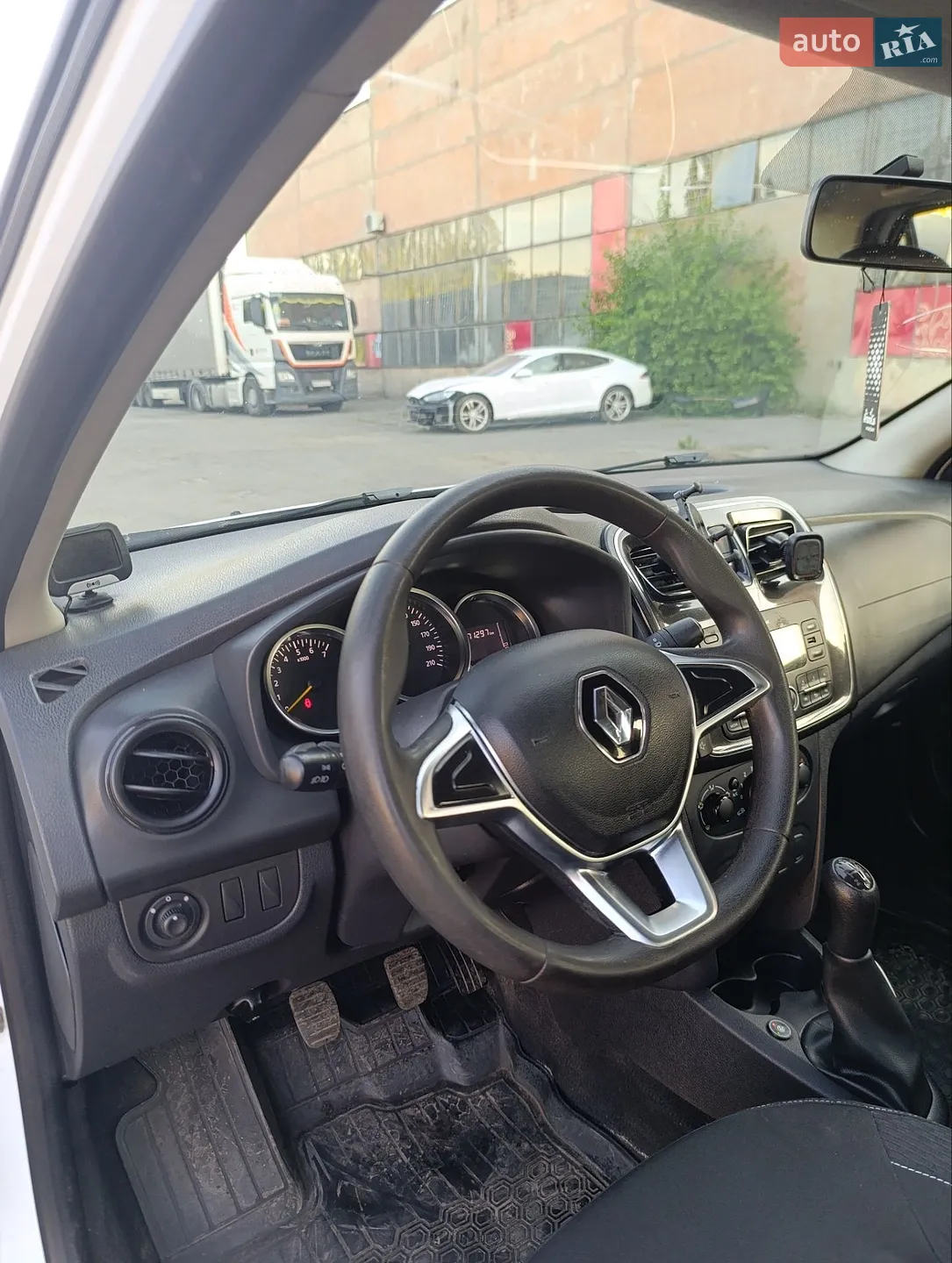 2021 Renault Logan - мініатюра 7