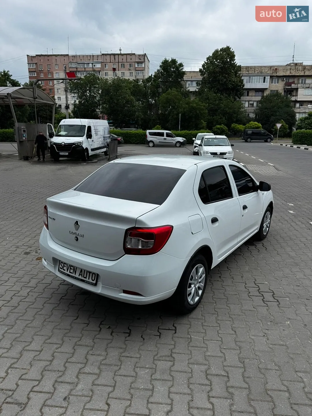 2014 Renault Logan - мініатюра 7
