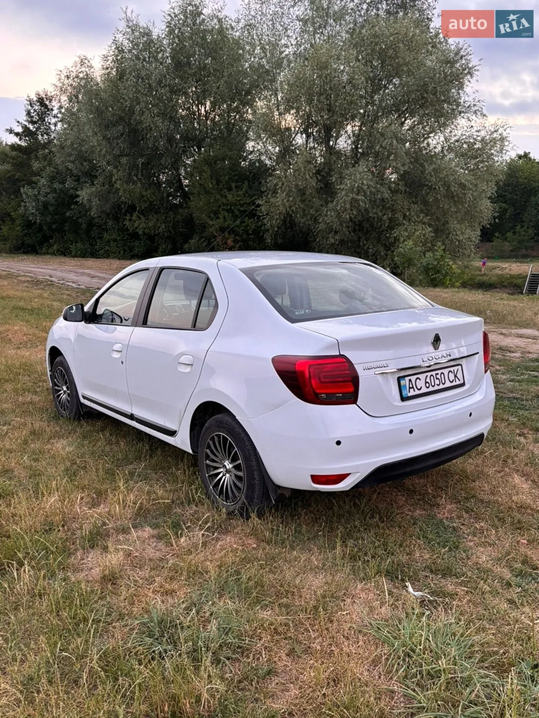 2019 Renault Logan - мініатюра 4