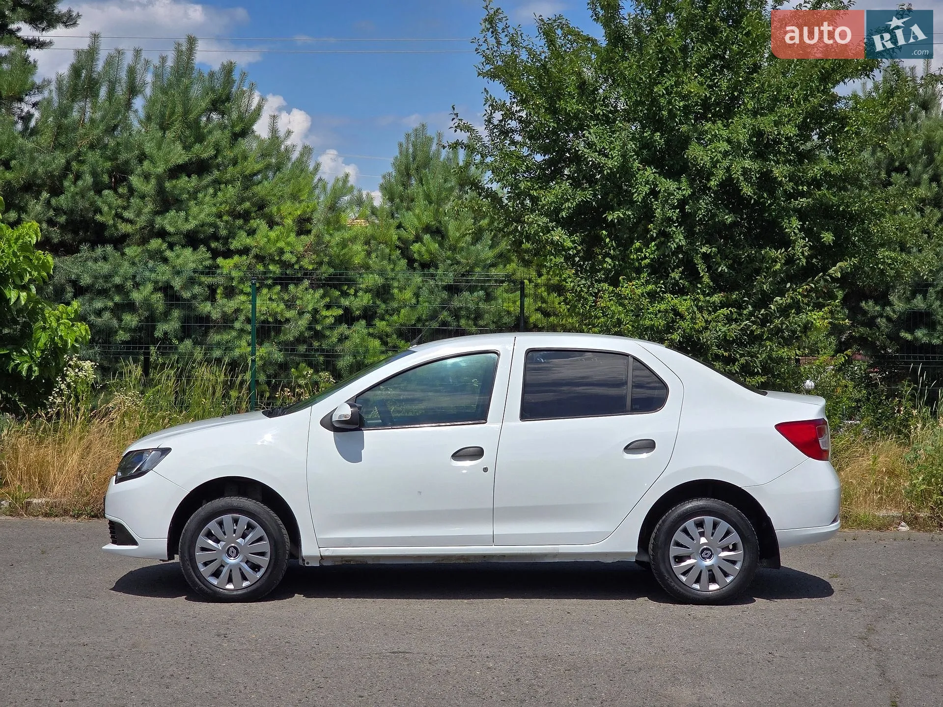 2013 Renault Logan - мініатюра 9