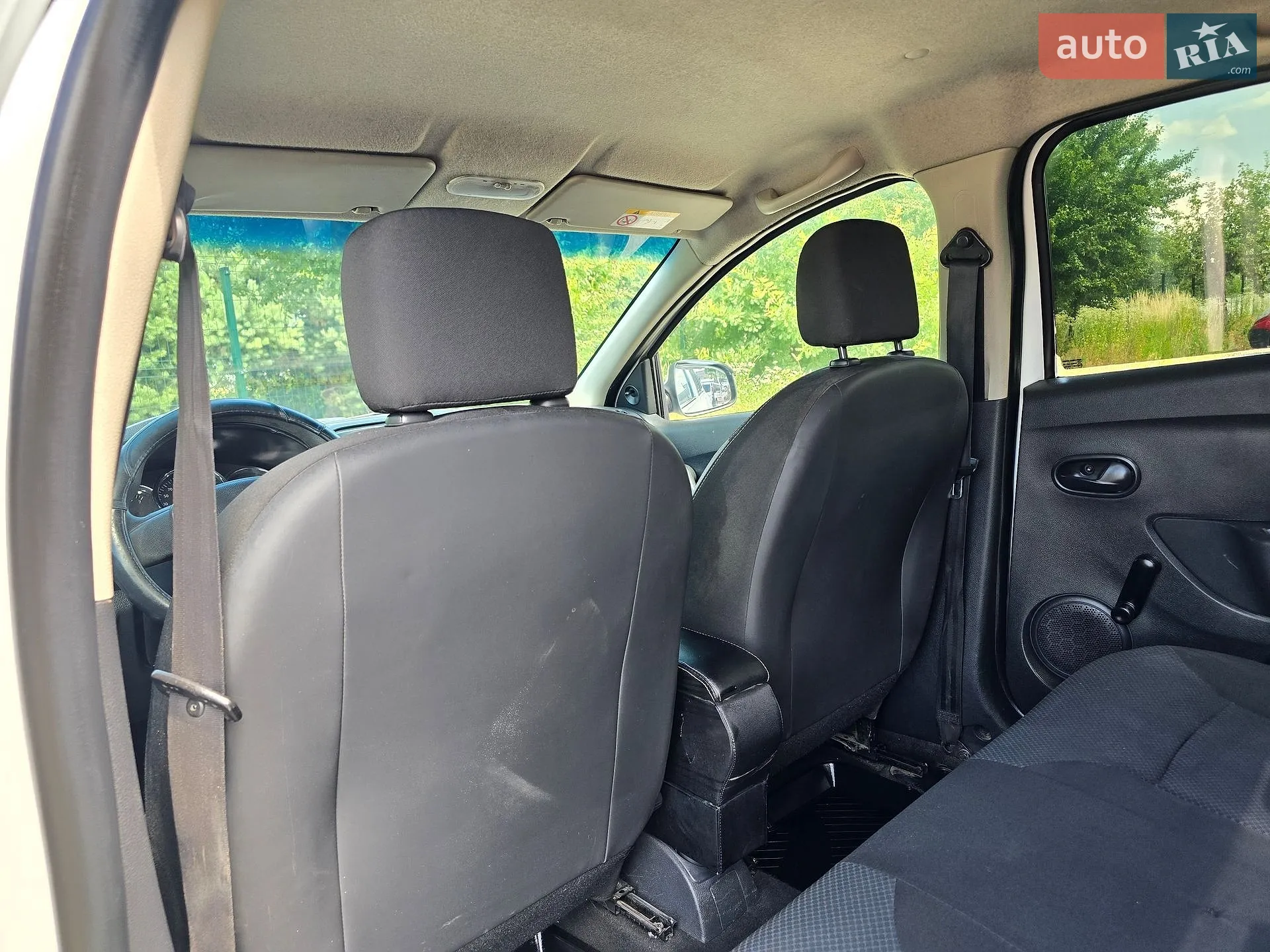2013 Renault Logan - мініатюра 27
