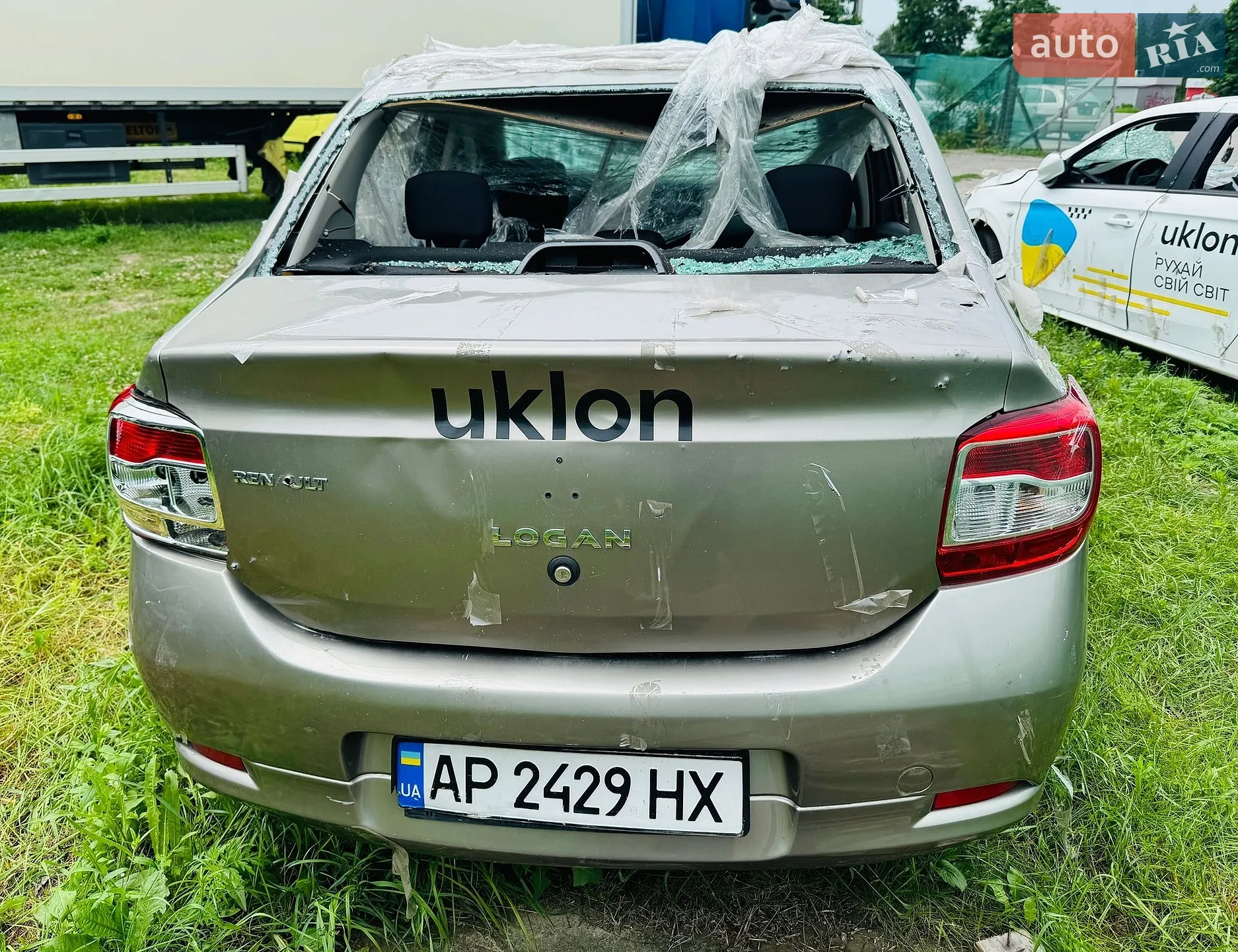 2014 Renault Logan - мініатюра 5