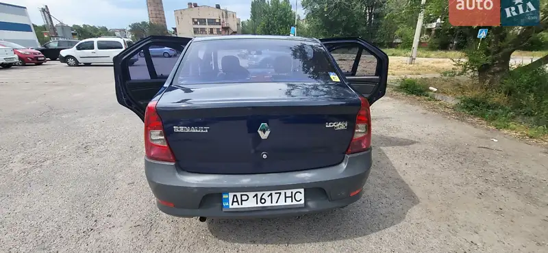 Renault Logan 2010