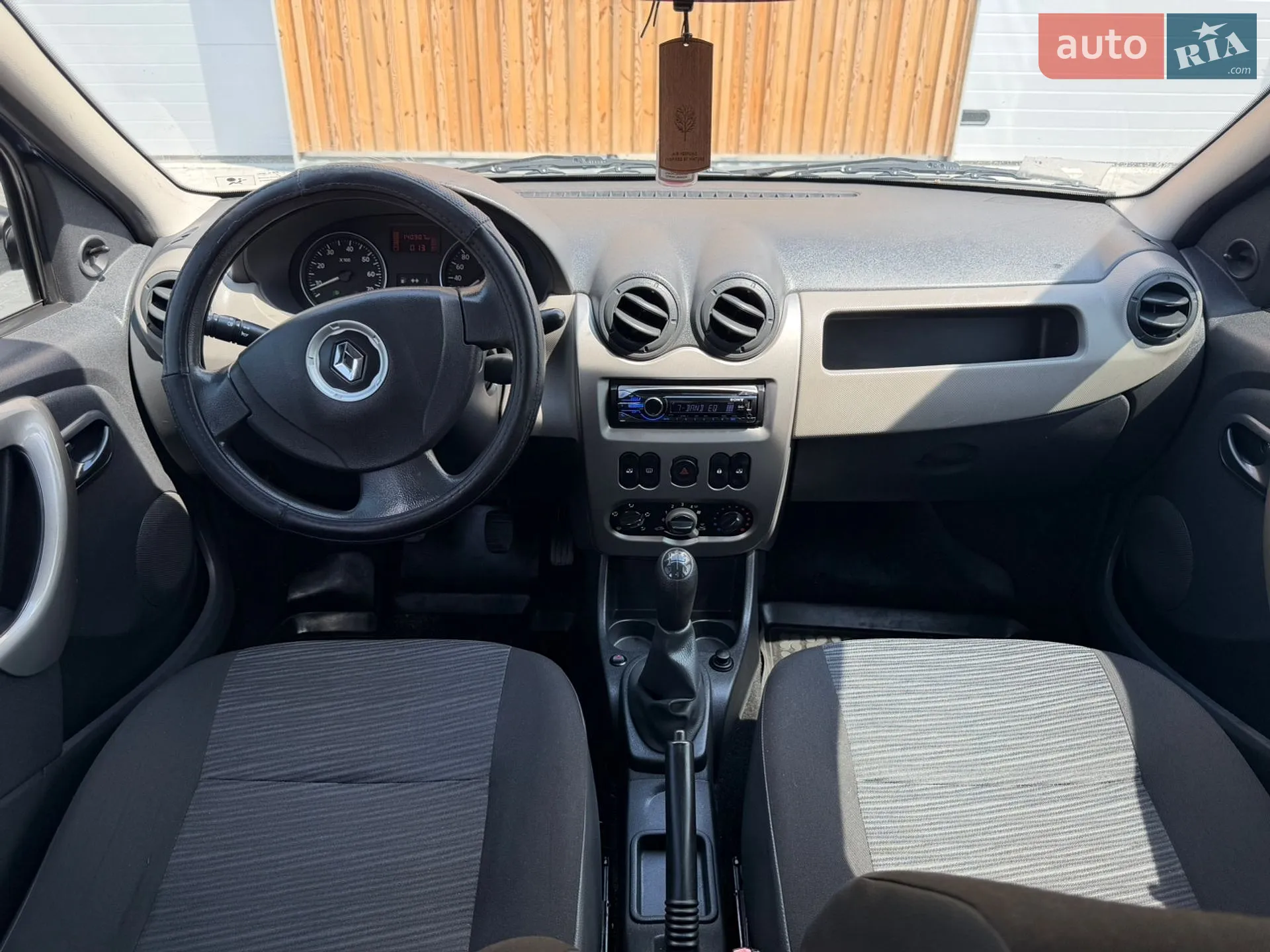2011 Renault Logan - мініатюра 35
