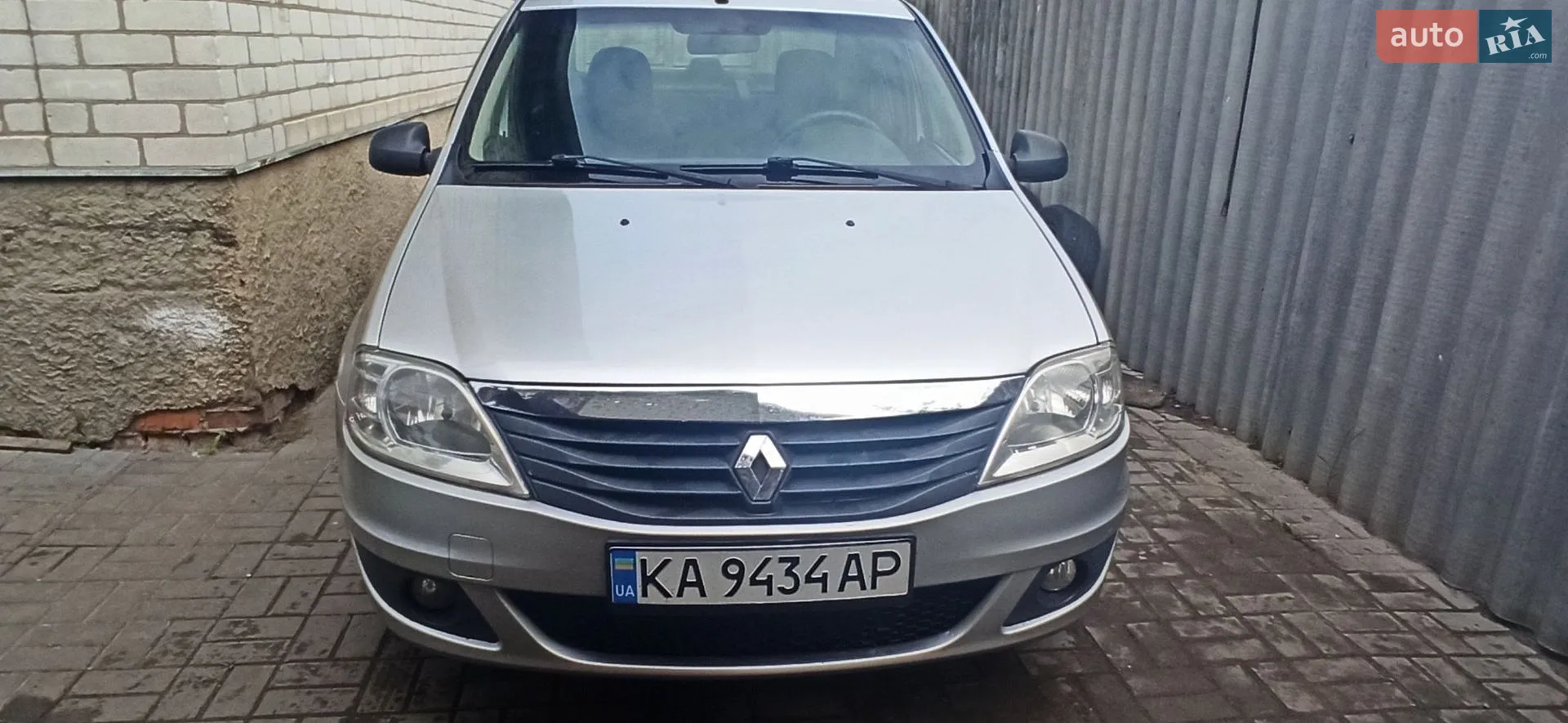 2011 Renault Logan - мініатюра 2