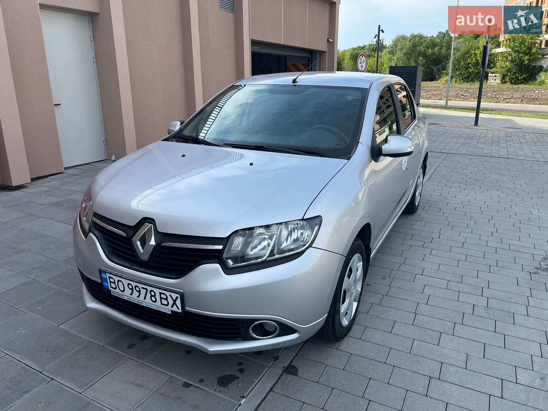 2013 Renault Logan - мініатюра 24