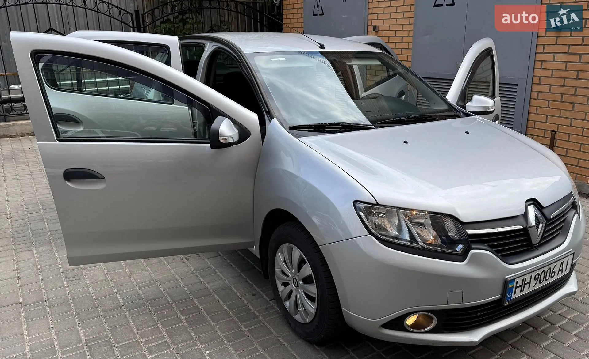 2014 Renault Logan - мініатюра 6