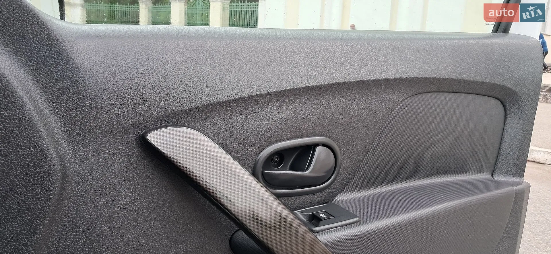 2018 Renault Logan - мініатюра 15