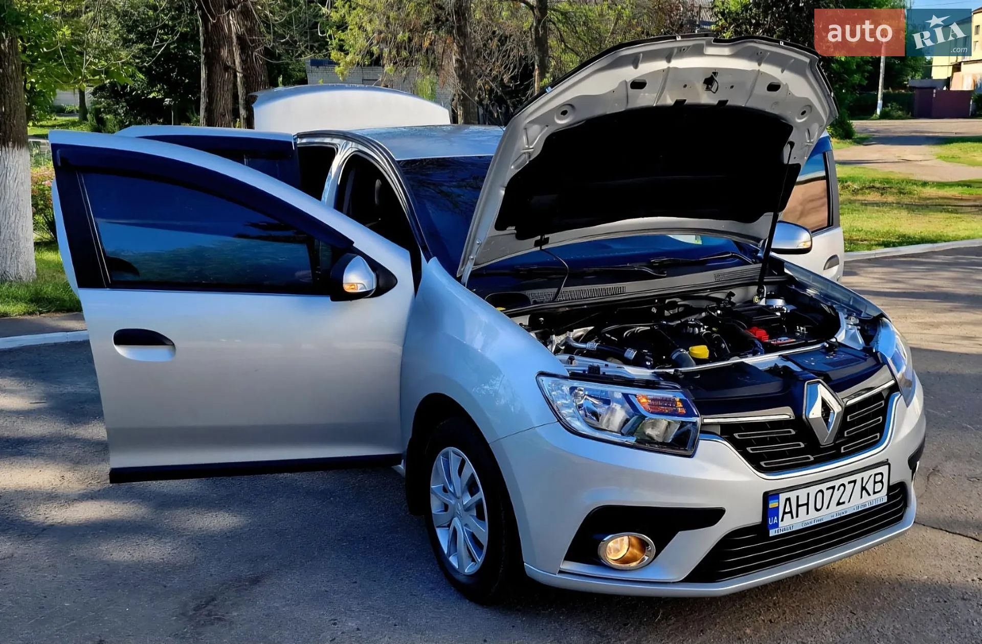 2017 Renault Logan - мініатюра 30