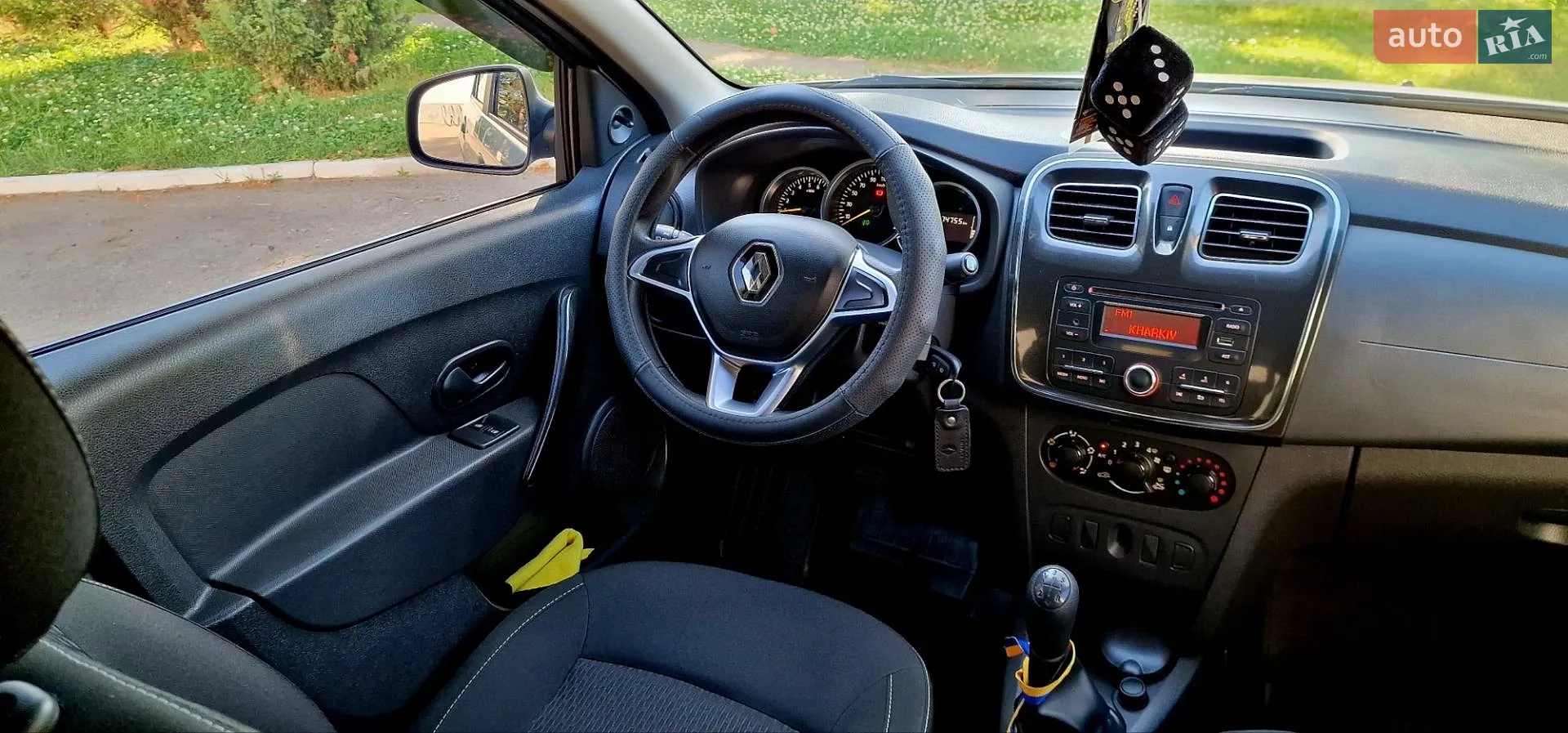 2017 Renault Logan - мініатюра 46
