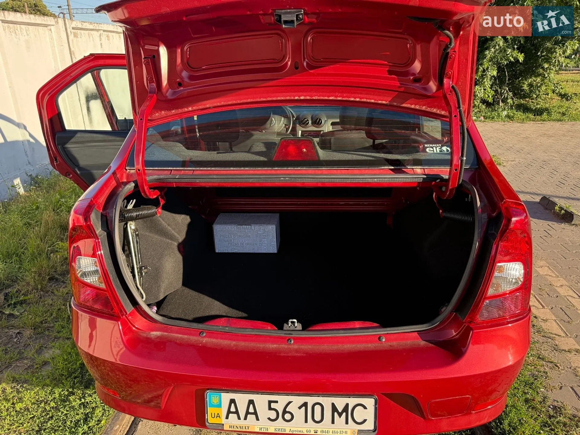 2012 Renault Logan - мініатюра 21