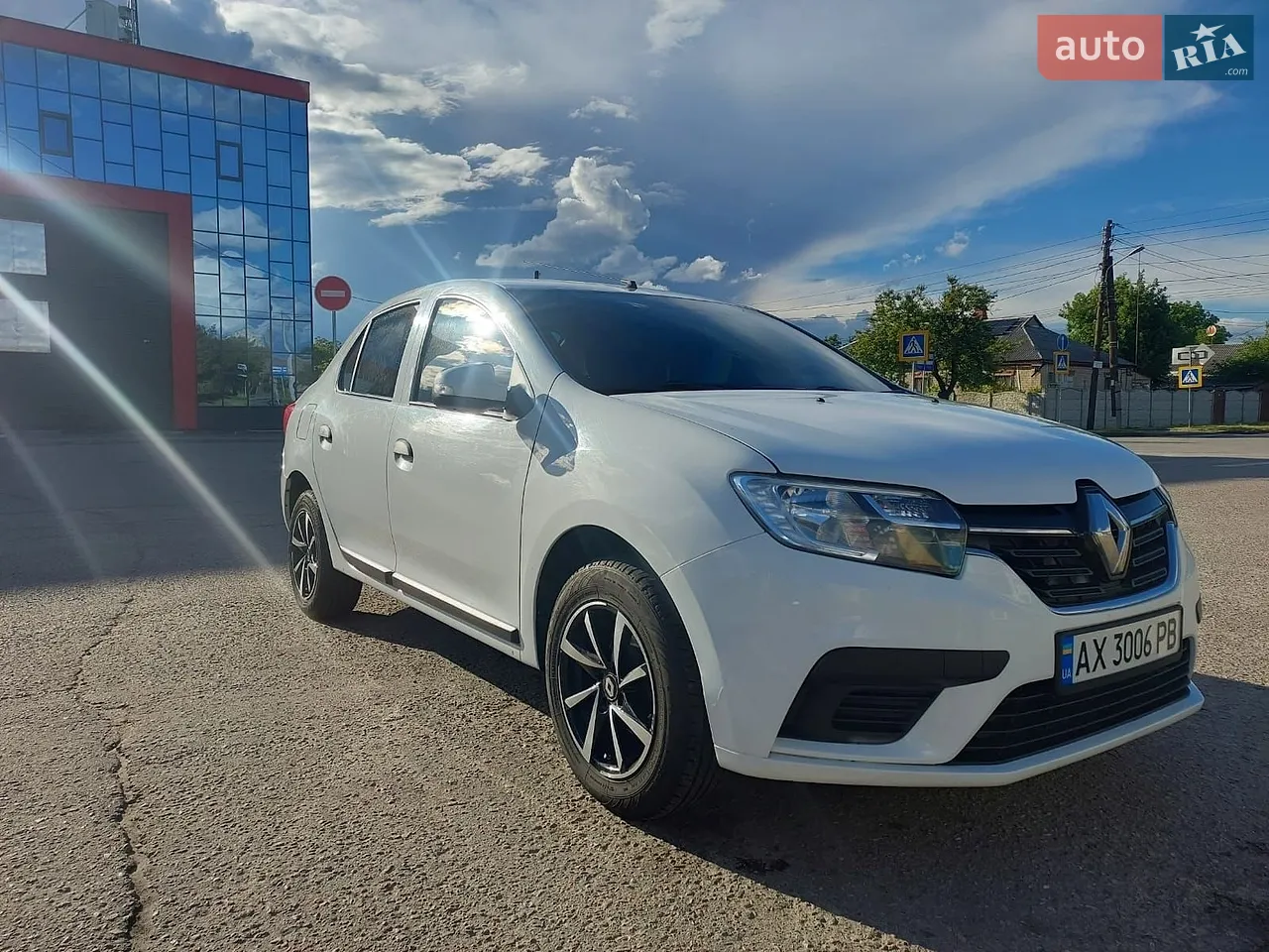 2020 Renault Logan - мініатюра 19