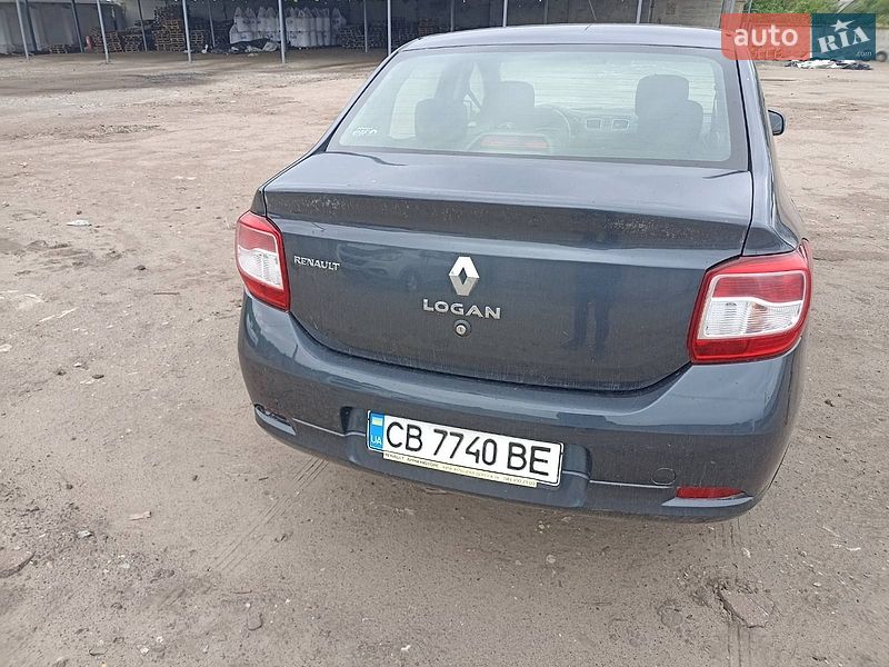Седан Renault Logan 2016 в Новой Басане