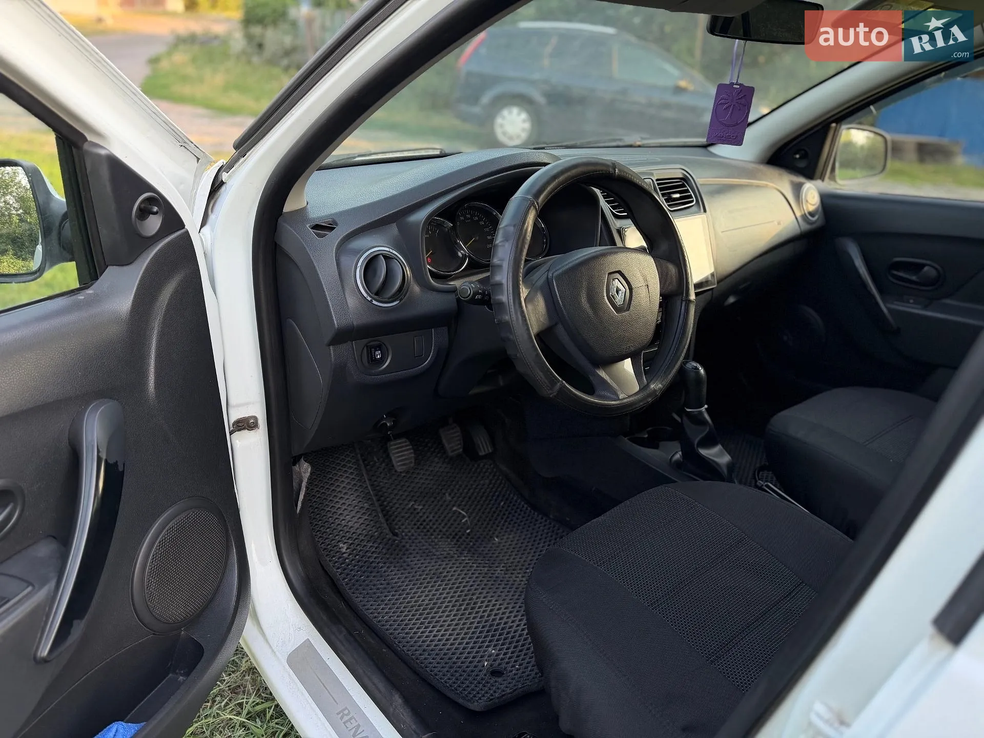 2013 Renault Logan - мініатюра 6