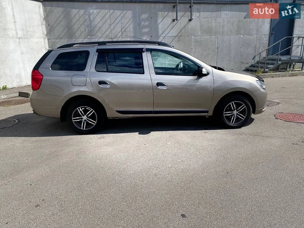 2014 Renault Logan - мініатюра 8
