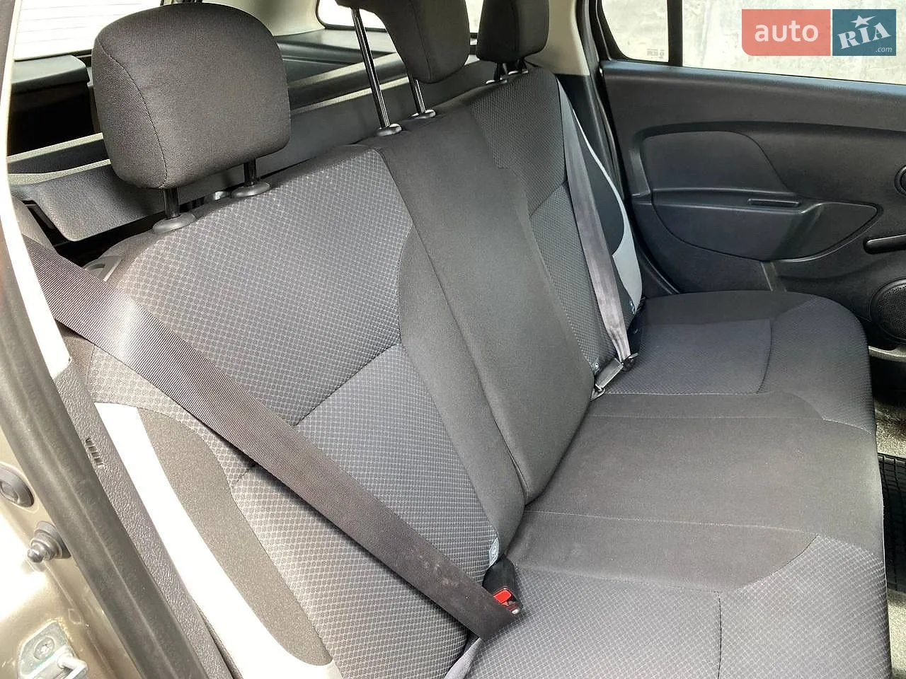 2014 Renault Logan - мініатюра 22