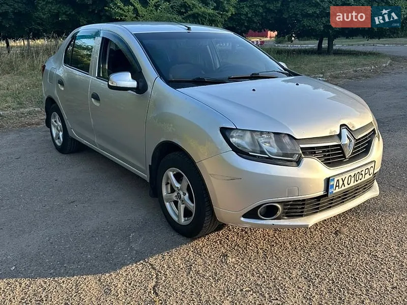 Renault Logan 2013