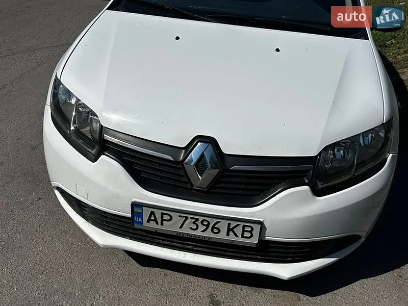 Renault Logan 2013