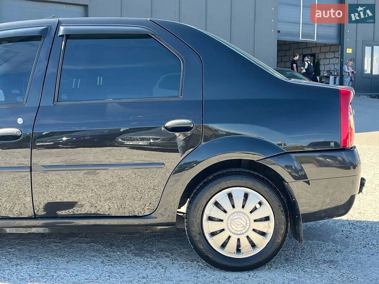 2010 Renault Logan - мініатюра 5
