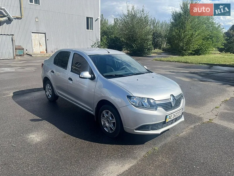 Renault Logan 2015