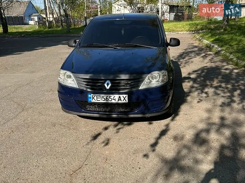 Renault Logan 2011