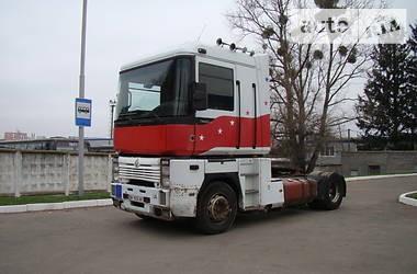 Тягач Renault Magnum 2000 в Ровно