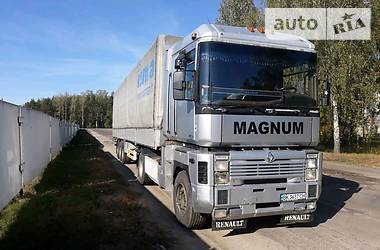 Тягач Renault Magnum 2001 в Луцке