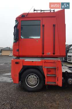 Тягач Renault Magnum 2007 в Иршаве