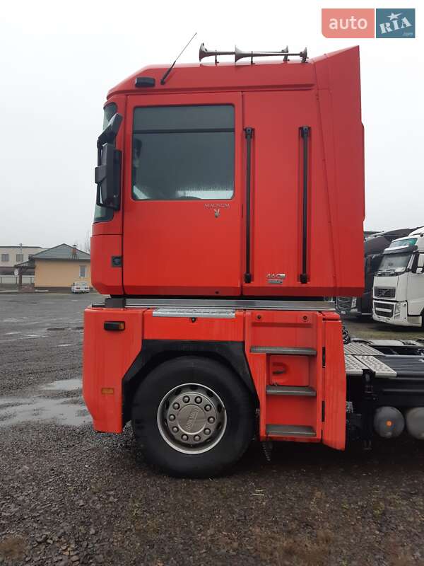 Тягач Renault Magnum 2007 в Иршаве